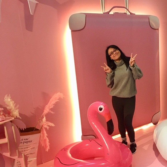 Meet your Posher, Nina - Picture 1 of 6